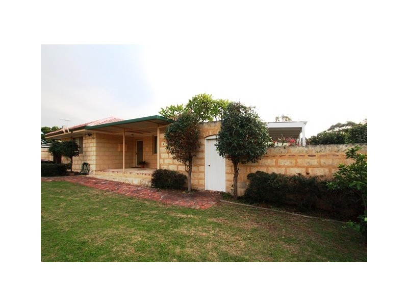 69 Redmond Road, Hamilton Hill WA 6163