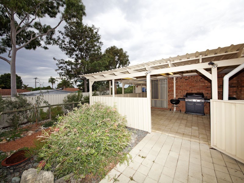 4 Coogan Close, Yangebup WA 6164