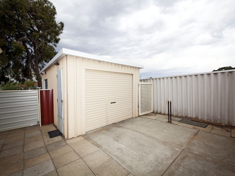 4 Coogan Close, Yangebup WA 6164