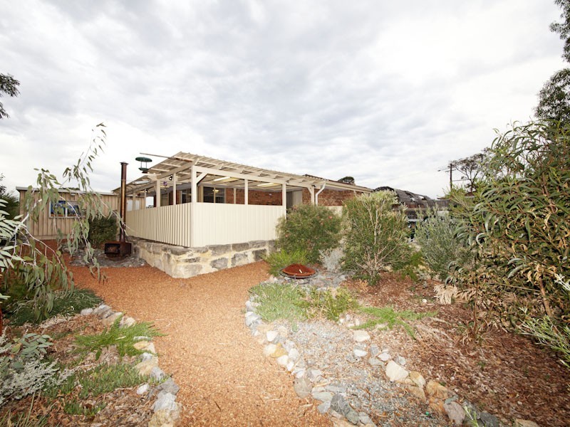 4 Coogan Close, Yangebup WA 6164
