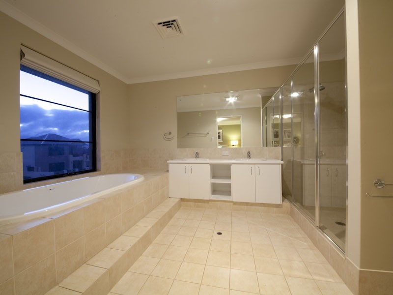 23 Hamelin Drive, Munster WA 6166