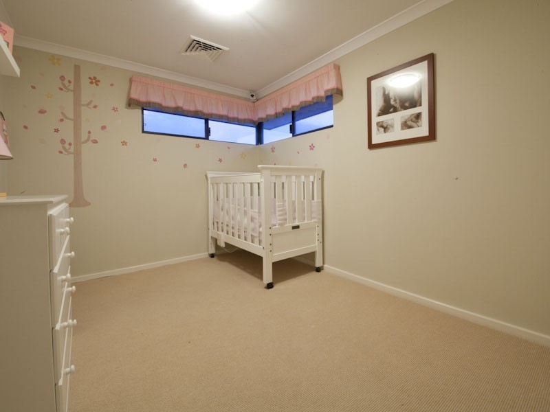 23 Hamelin Drive, Munster WA 6166