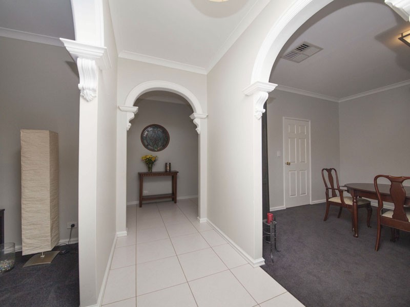 6 Palma Place, Coogee WA 6166