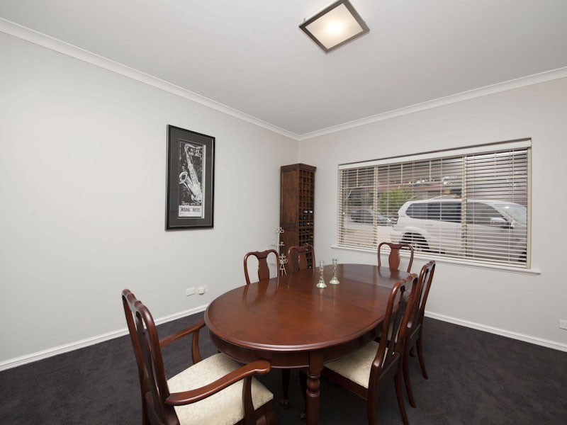 6 Palma Place, Coogee WA 6166
