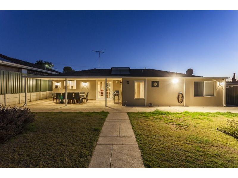 99 Leaside Way, Spearwood WA 6163