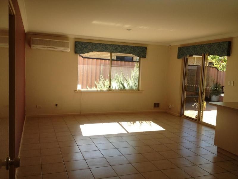 1 Cranberry Street, Coogee WA 6166