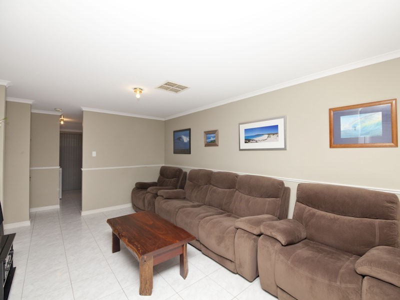 9 Nasturtium Gardens, Beeliar WA 6164