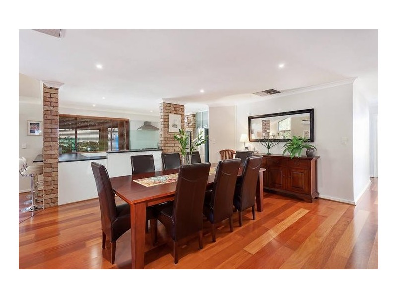 26 Beckett Close, Munster WA 6166