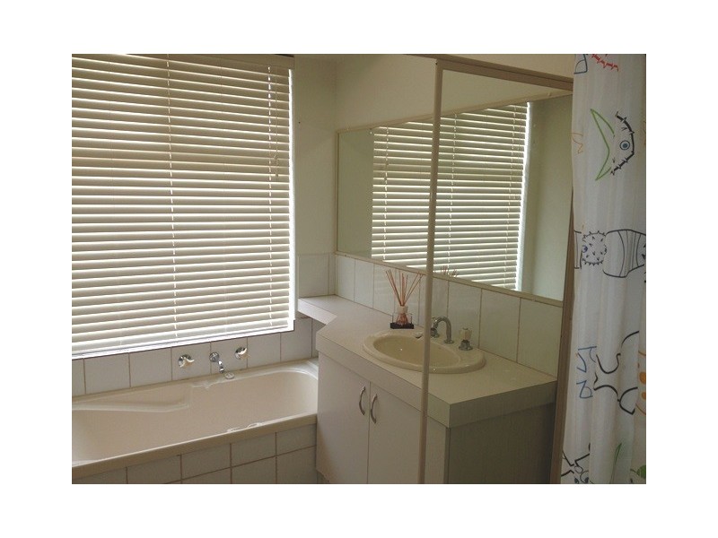 7A Colpoys Place, Coogee WA 6166