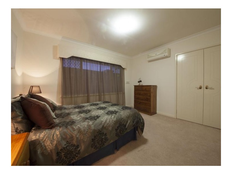 13 Turtle Point Cove, Jandakot WA 6164