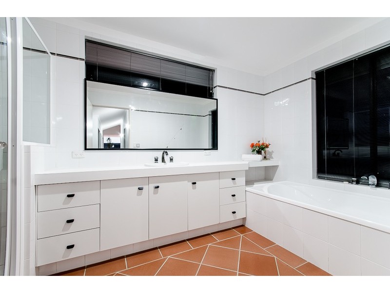 7 Mayor Road, Coogee WA 6166