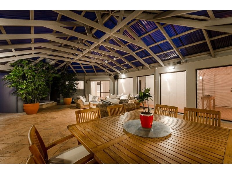 7 Mayor Road, Coogee WA 6166