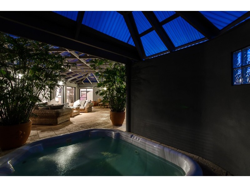 7 Mayor Road, Coogee WA 6166