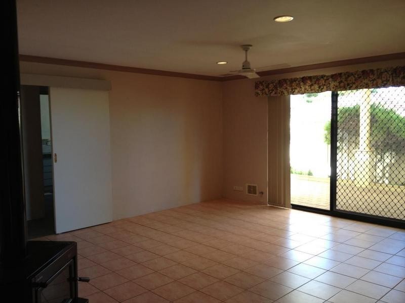 56B Castellon Crescent, Coogee WA 6166