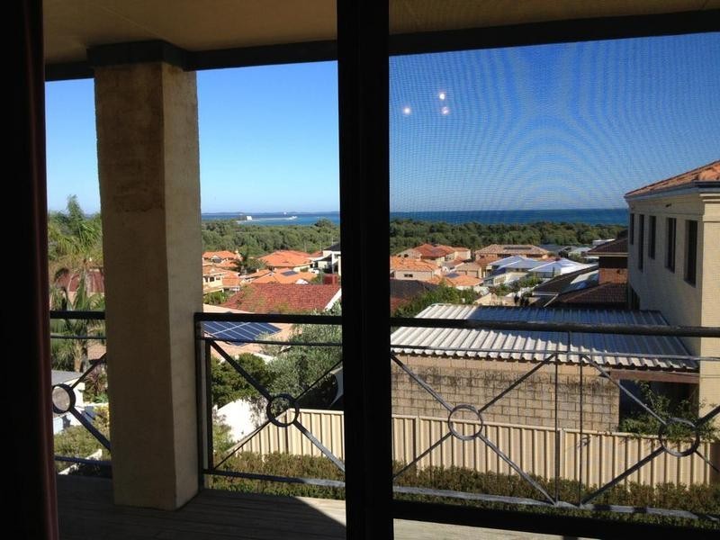 56B Castellon Crescent, Coogee WA 6166