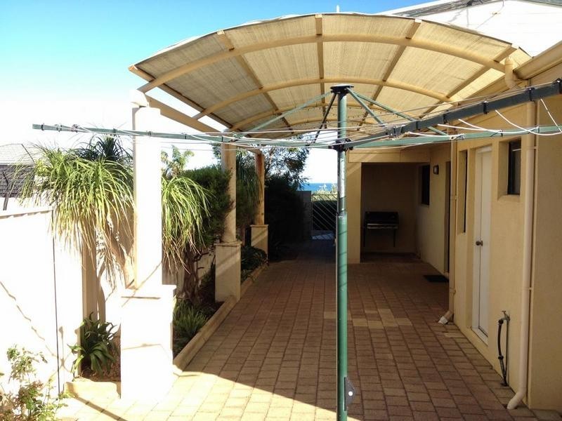 56B Castellon Crescent, Coogee WA 6166