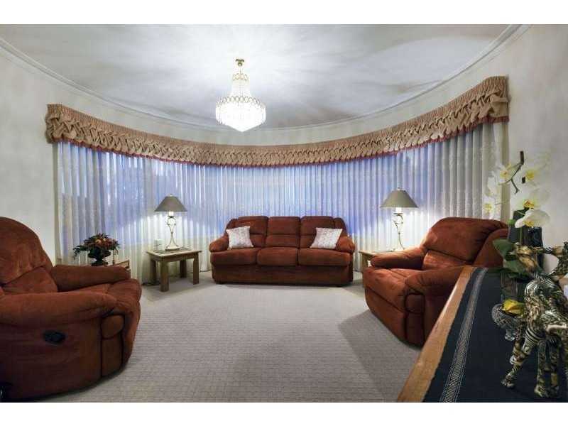 20 Longreach Parade, Coogee WA 6166