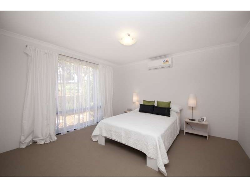 15 Purvis Street, Hamilton Hill WA 6163