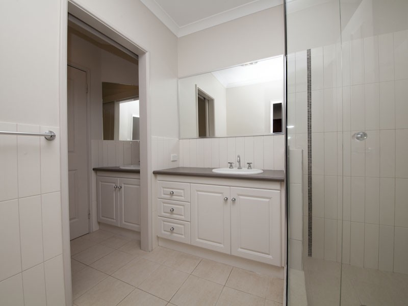 8A Hayward Way, Myaree WA 6154