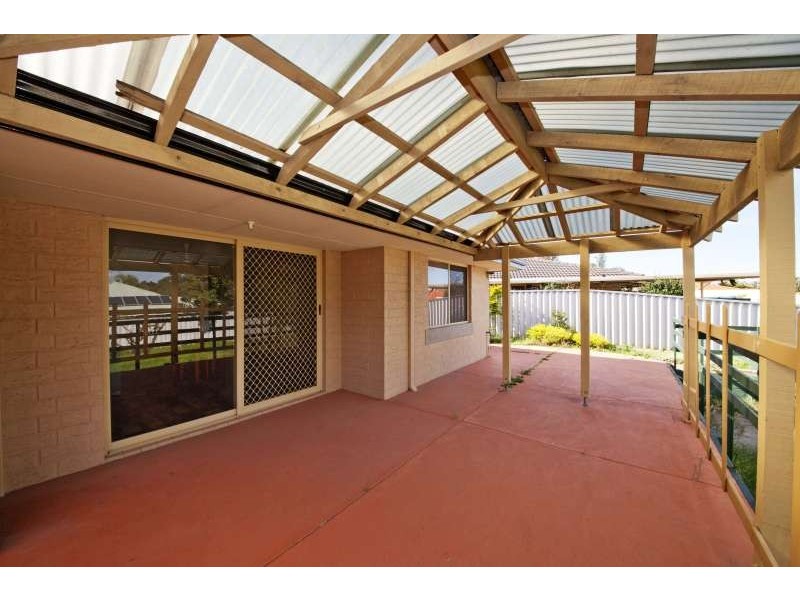 12B Cuvier Place, Yangebup WA 6164