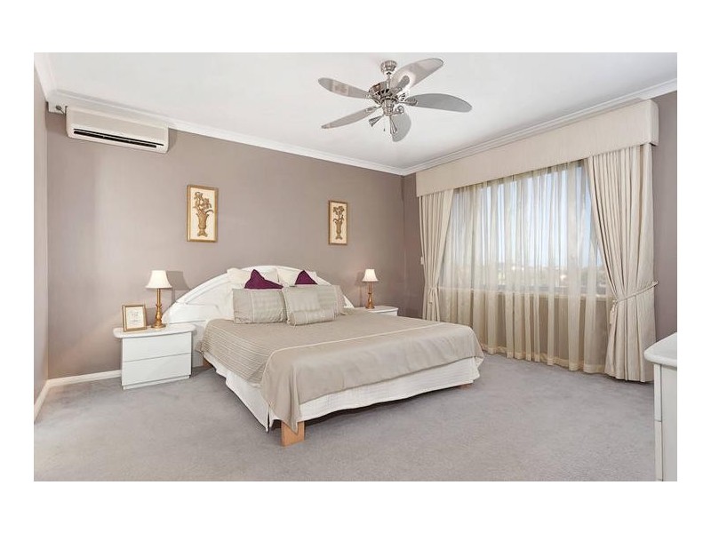 28 Huxley Place, Spearwood WA 6163