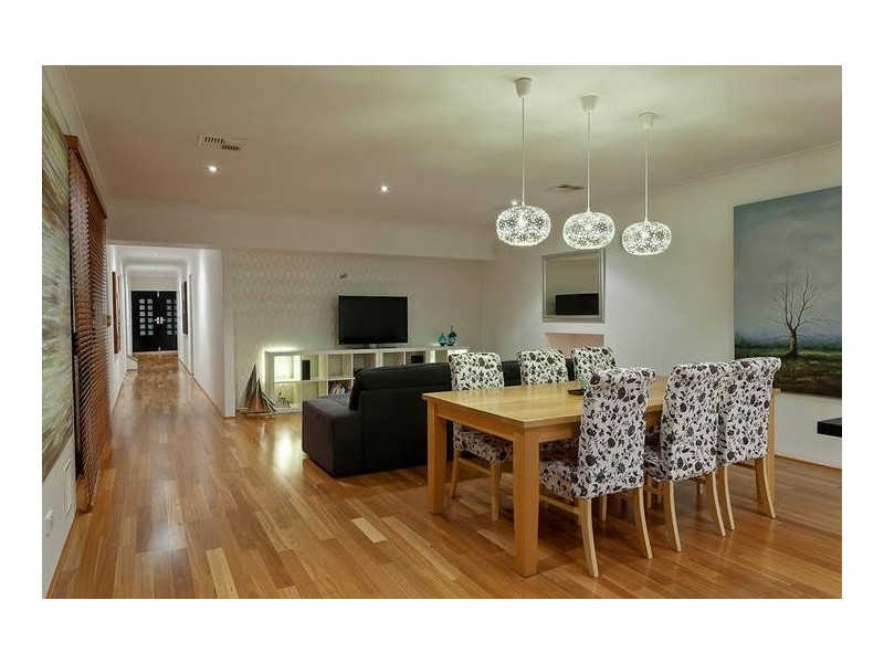 1 Yalgorup Lane, Munster WA 6166