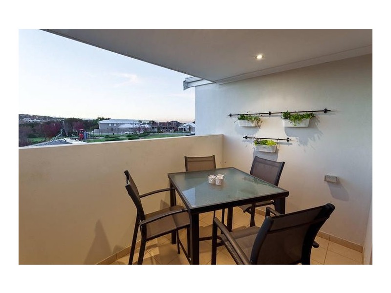 1 Yalgorup Lane, Munster WA 6166