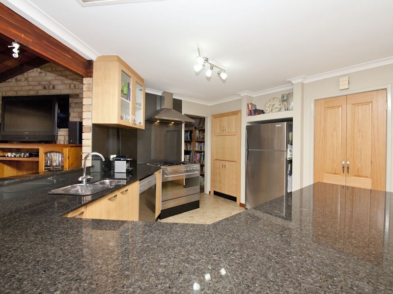 22 Donne Court, Spearwood WA 6163