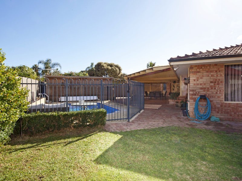 22 Donne Court, Spearwood WA 6163