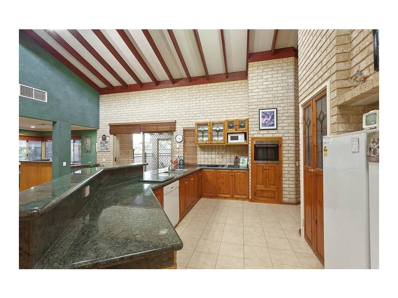 12 Kearsley Rise, Murdoch WA 6150