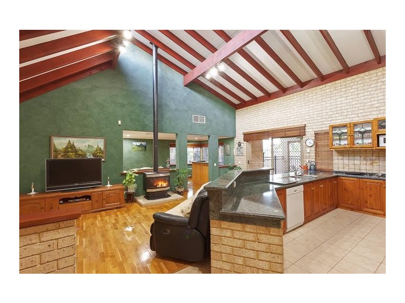 12 Kearsley Rise, Murdoch WA 6150