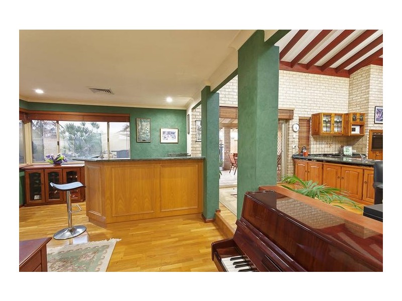 12 Kearsley Rise, Murdoch WA 6150