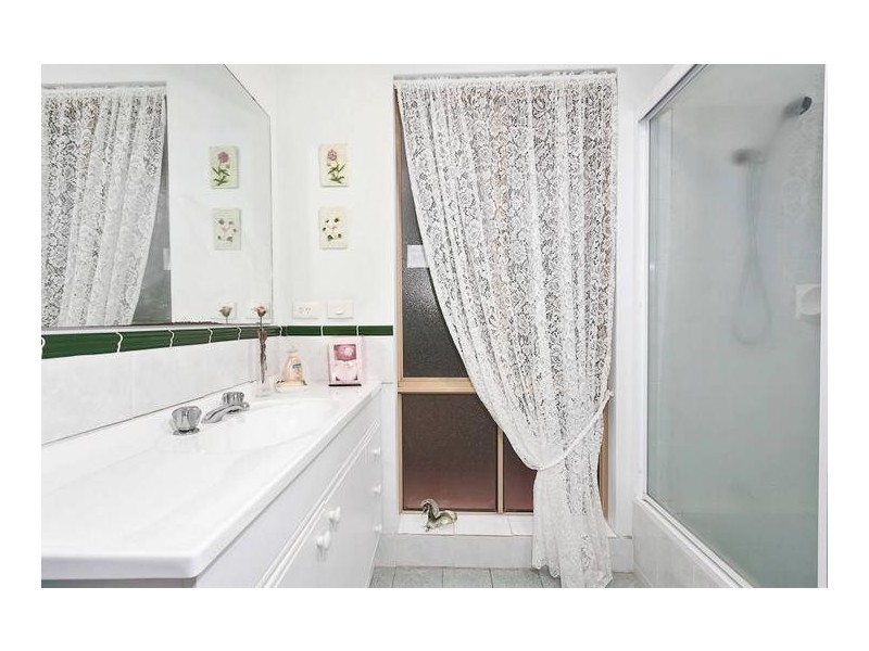 7 Milton Place, Munster WA 6166