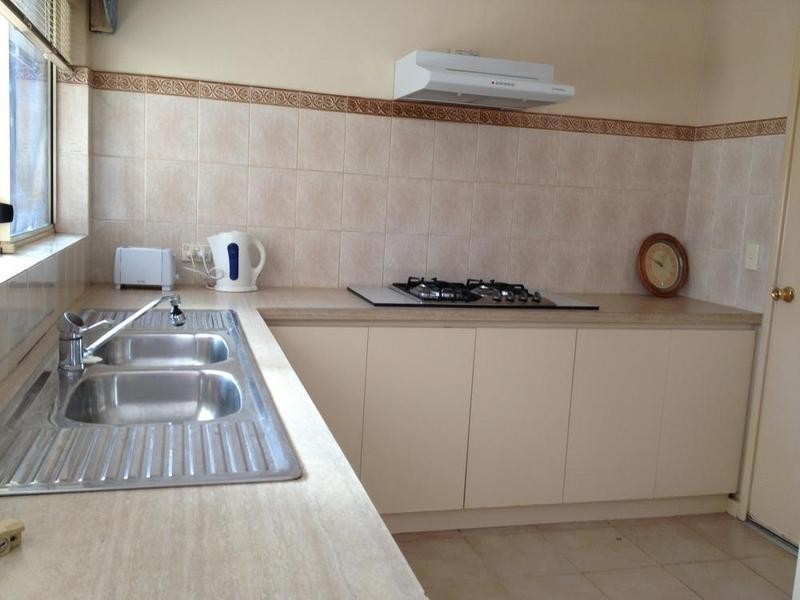 1 Cranberry Street, Coogee WA 6166