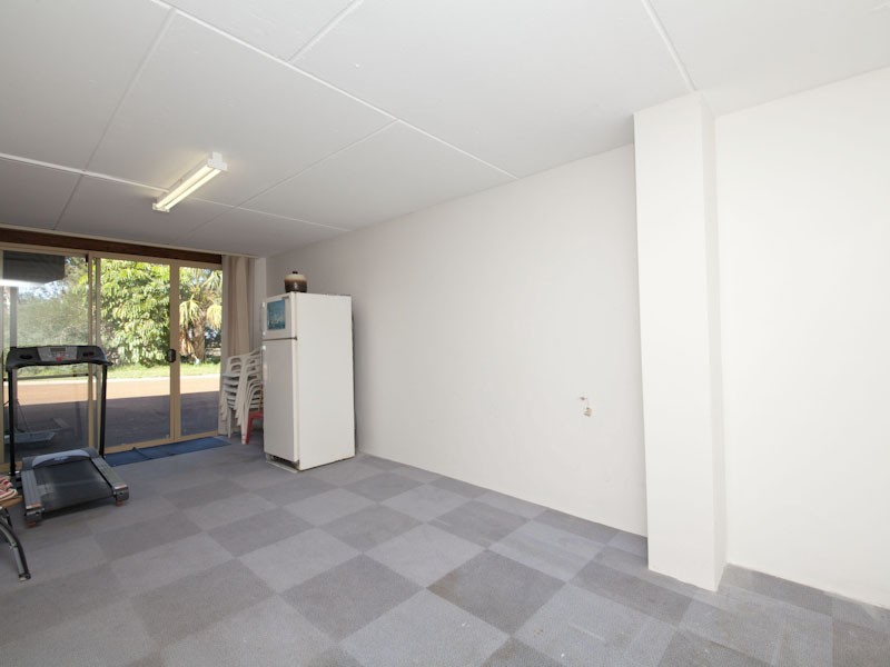 234 Henderson Road, Munster WA 6166