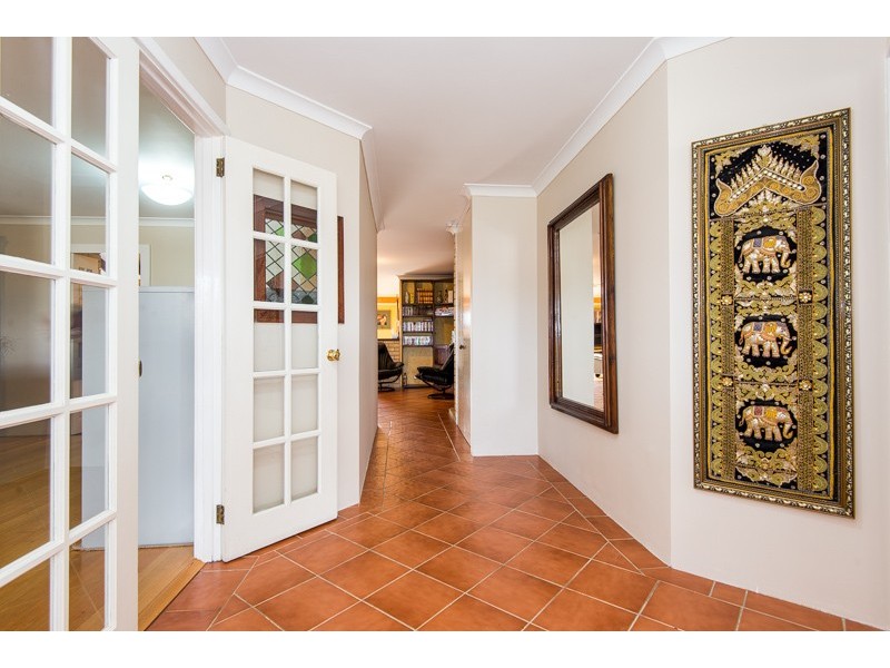 11 Viewcrest Rise, Coogee WA 6166