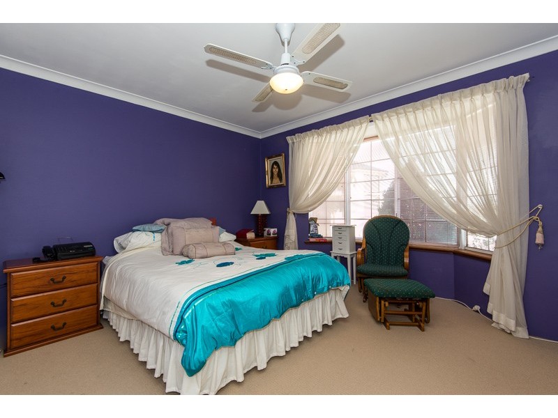 11 Viewcrest Rise, Coogee WA 6166