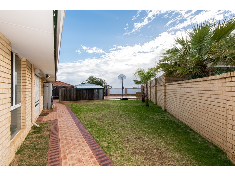 11 Viewcrest Rise, Coogee WA 6166