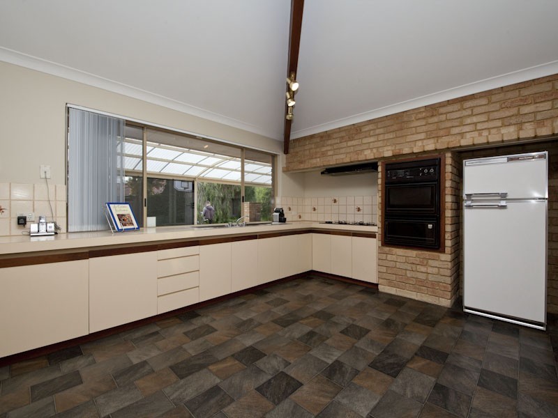 3 Richardson Arcade, Winthrop WA 6150