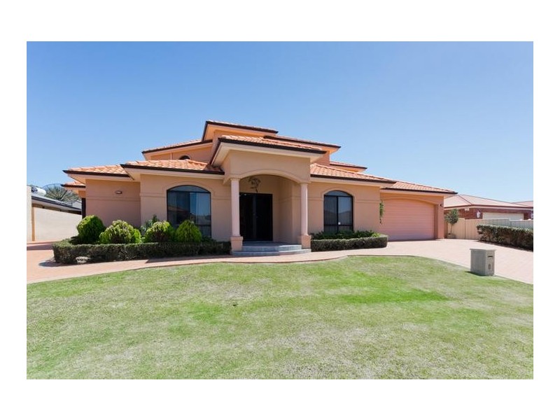 8 Soric Rise, Coogee WA 6166