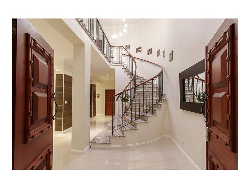 6 Bombay Heights, North Coogee WA 6163