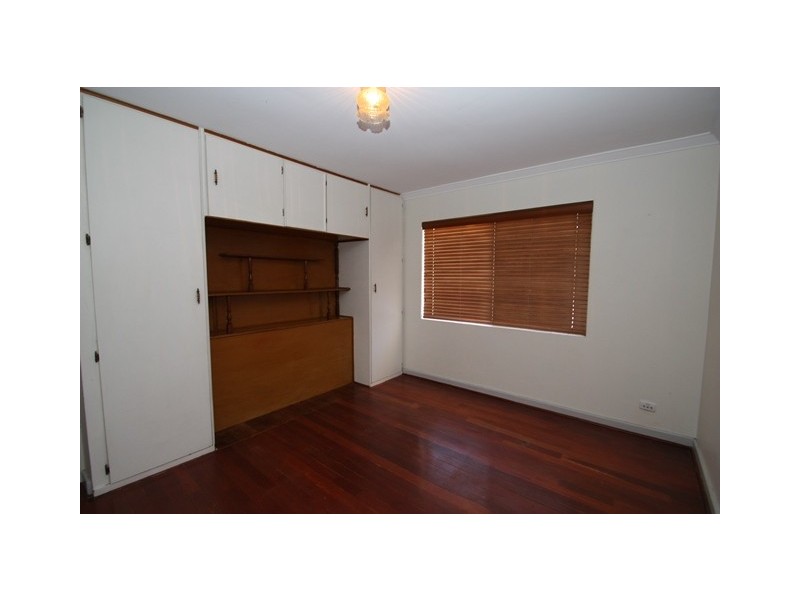 35 Doolette Street, Spearwood WA 6163