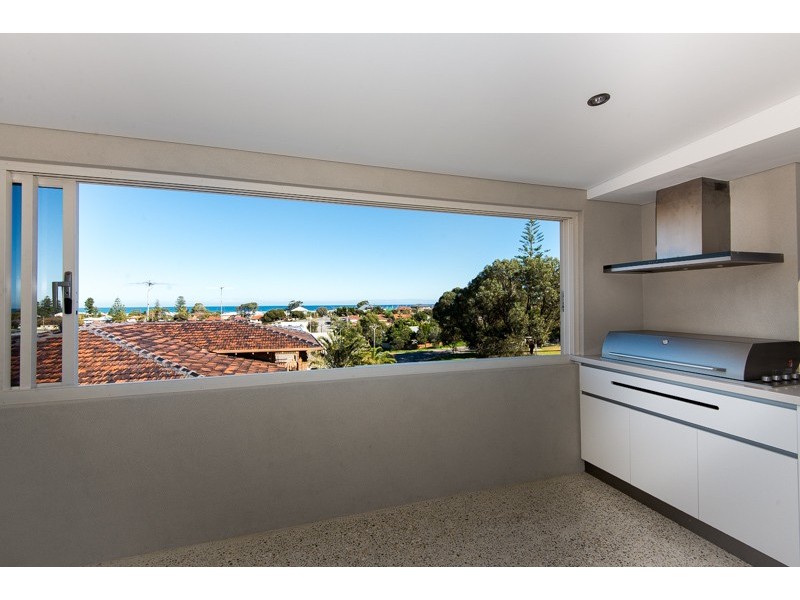 67 Scott Street, Beaconsfield WA 6162