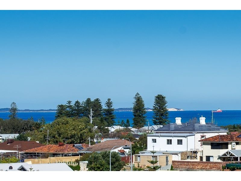 67 Scott Street, Beaconsfield WA 6162