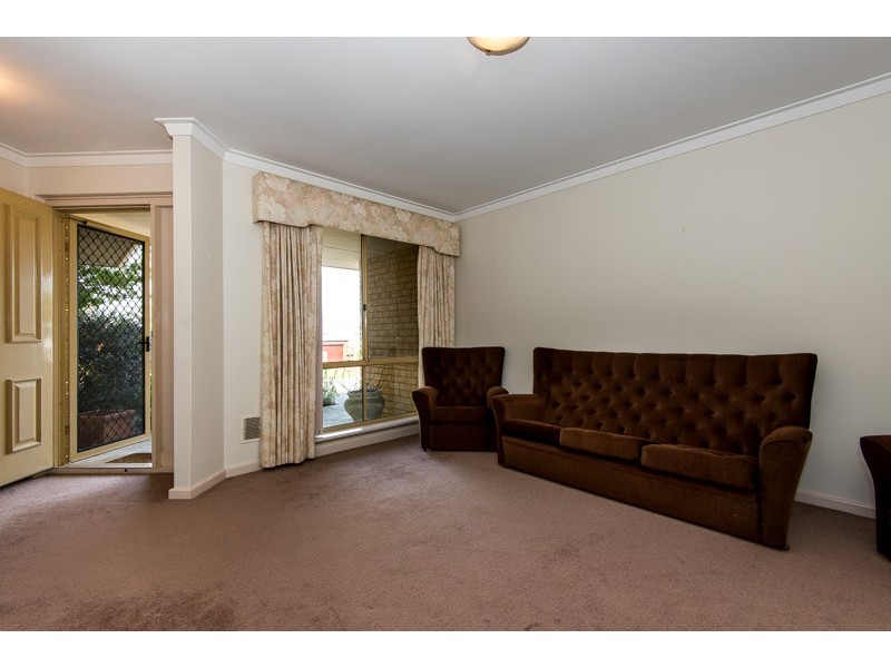 43B Fairbairn Road, Coogee WA 6166