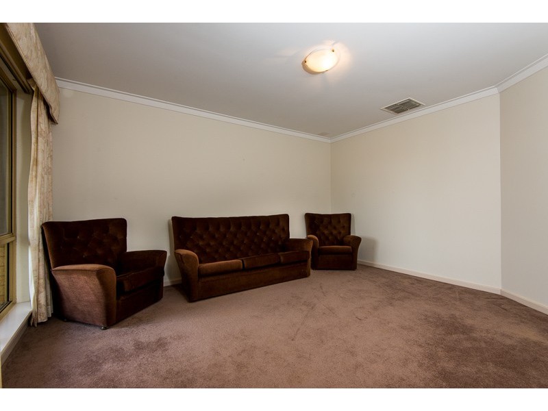 43B Fairbairn Road, Coogee WA 6166