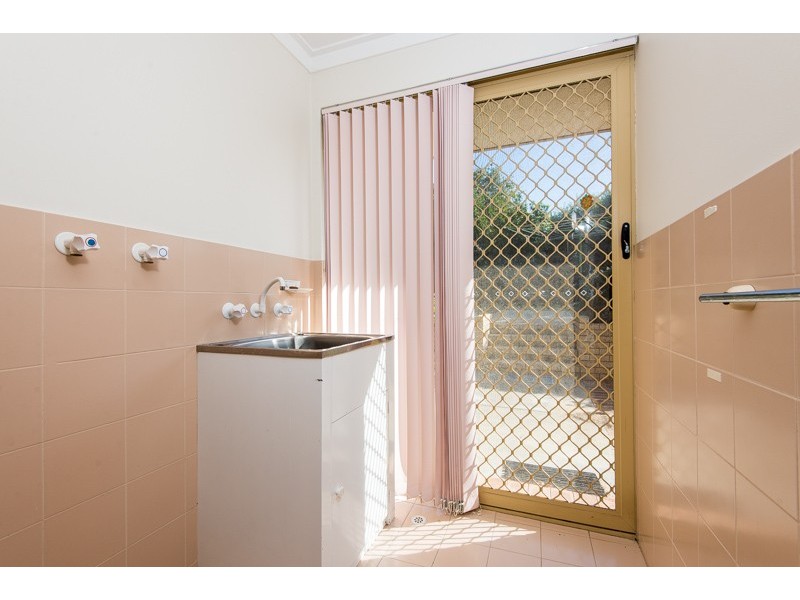 43B Fairbairn Road, Coogee WA 6166