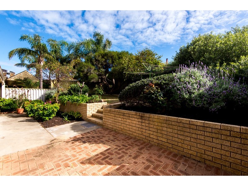 43B Fairbairn Road, Coogee WA 6166
