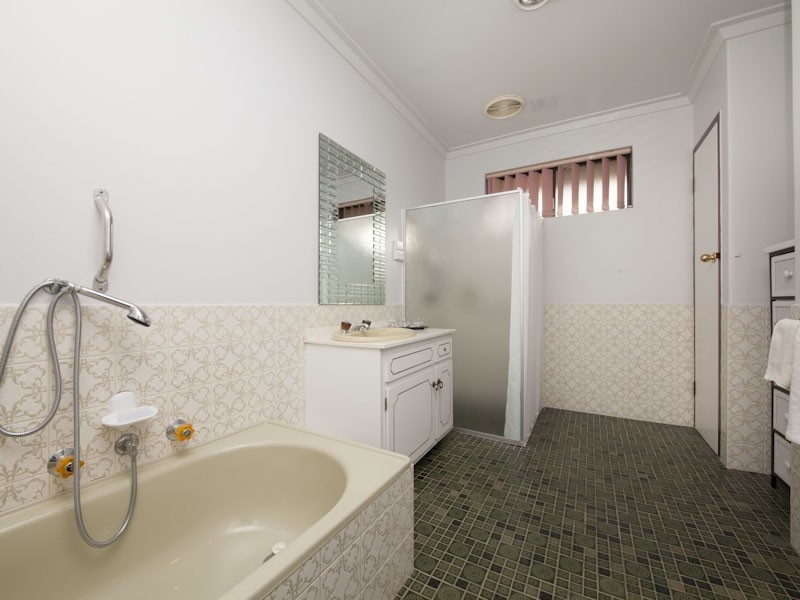 303B Rockingham Road, Spearwood WA 6163