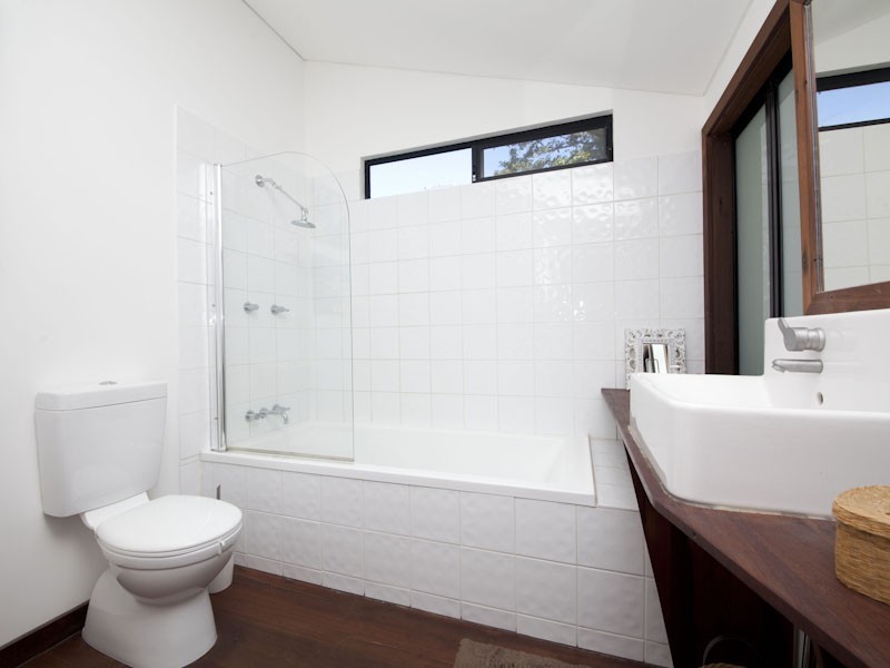 13 Yalgoo Avenue, White Gum Valley WA 6162